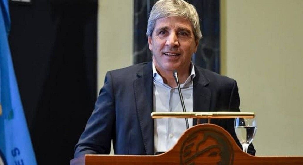 Caputo viaja a Tailandia para negociar desembolso del FMI