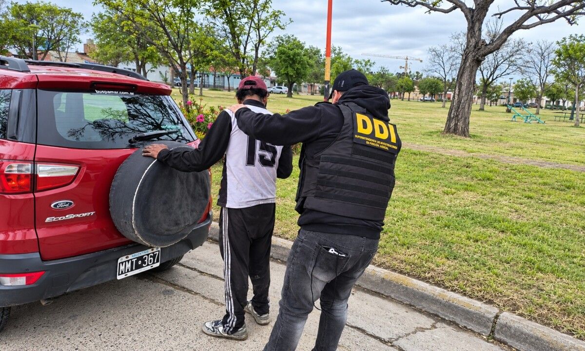 Detienen a hombre prófugo por delitos sexuales en Bahía Blanca