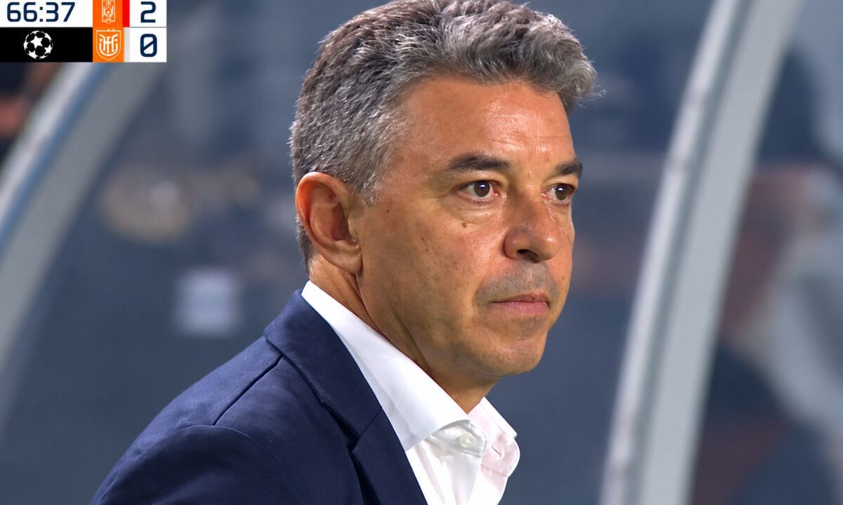 Gallardo debuta como DT de Ecuador con derrota 3-0 ante Corea del Sur