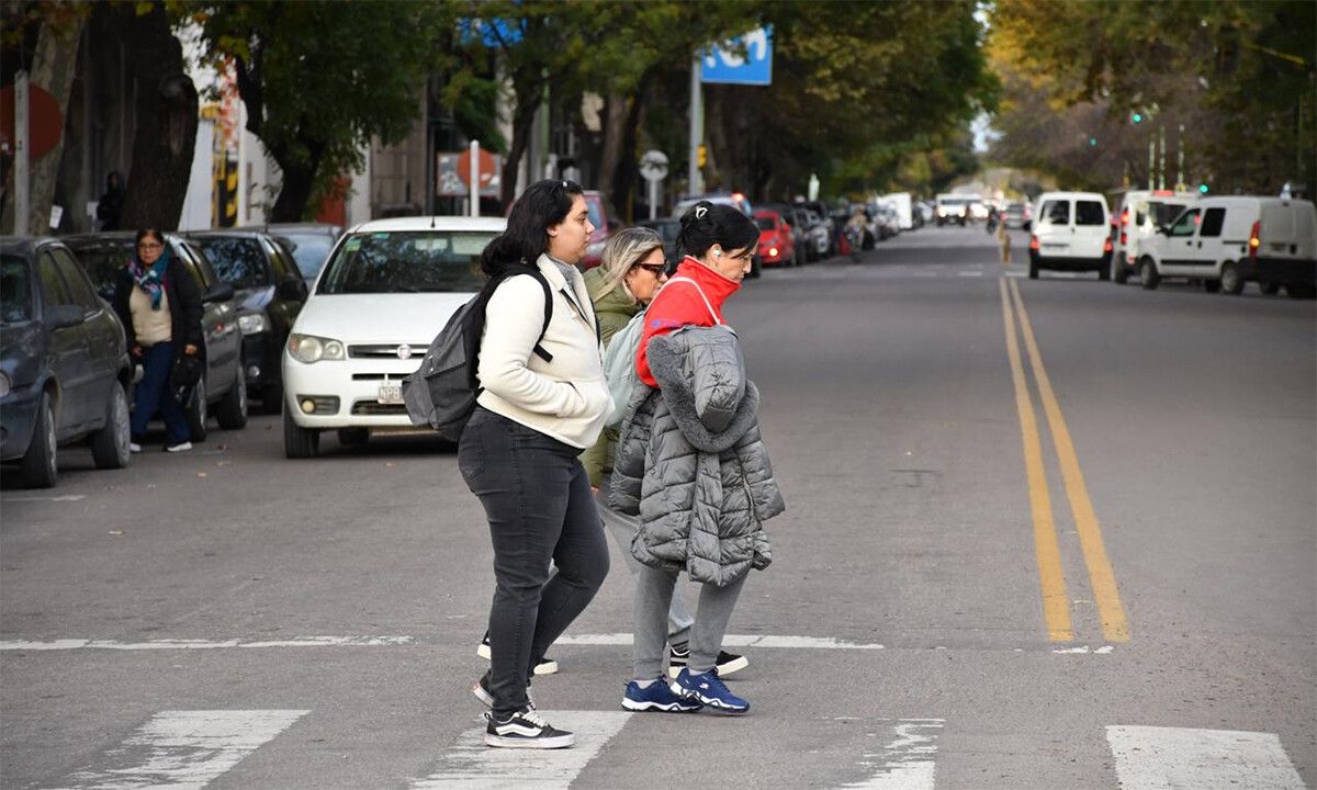 Frío y tormentas en Bahía Blanca para este viernes