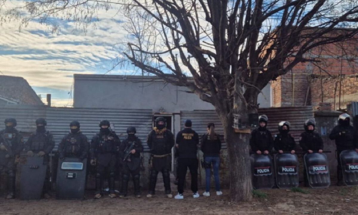 Detienen a hombre en Bahía Blanca por venta de marihuana