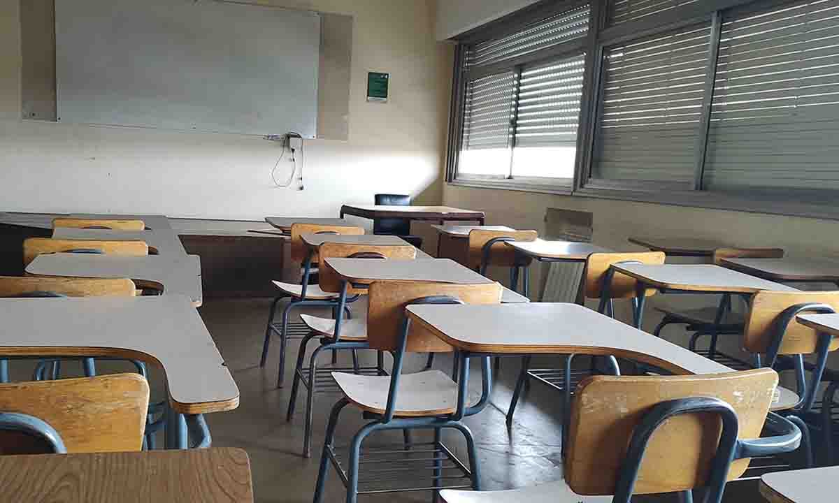 Docentes universitarios definen paros y movilizaciones en octubre