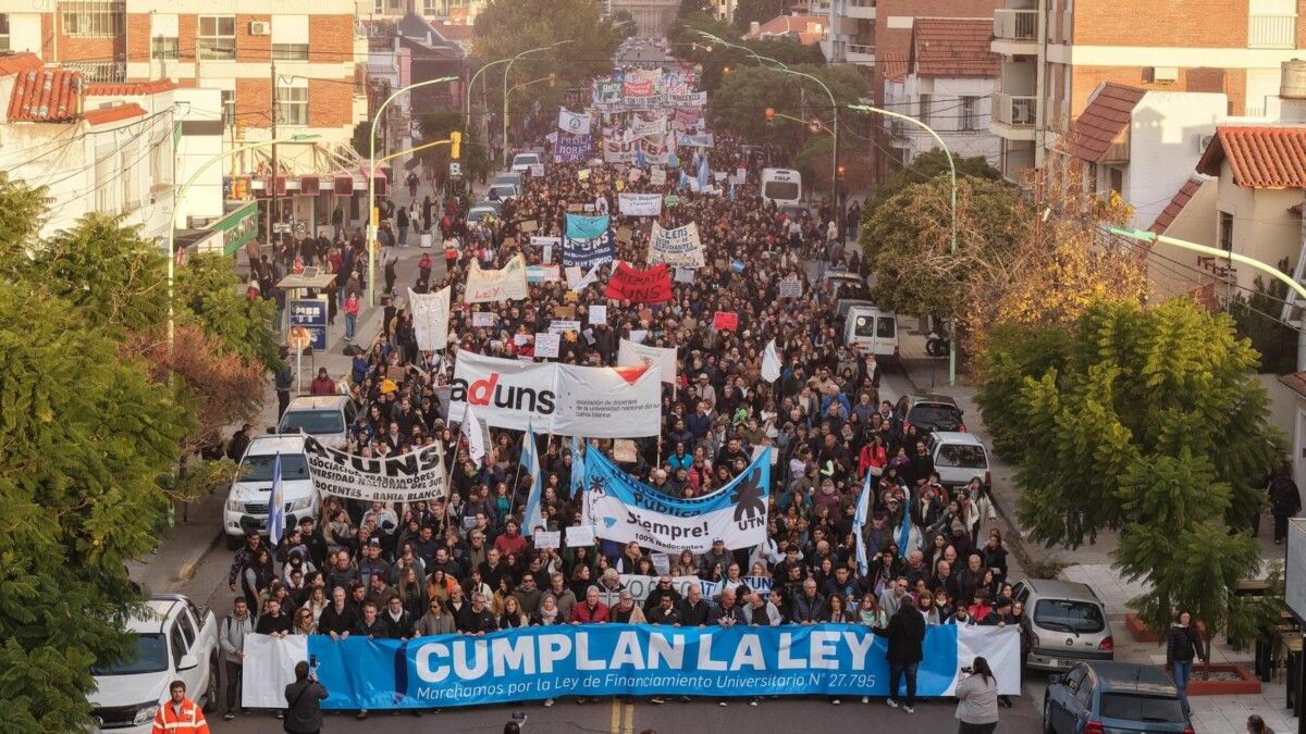 Gobierno y gremios docentes no logran acuerdo salarial en paritaria