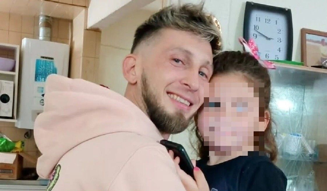 Madre de acusado por atropello defiende a su hijo y pide justicia