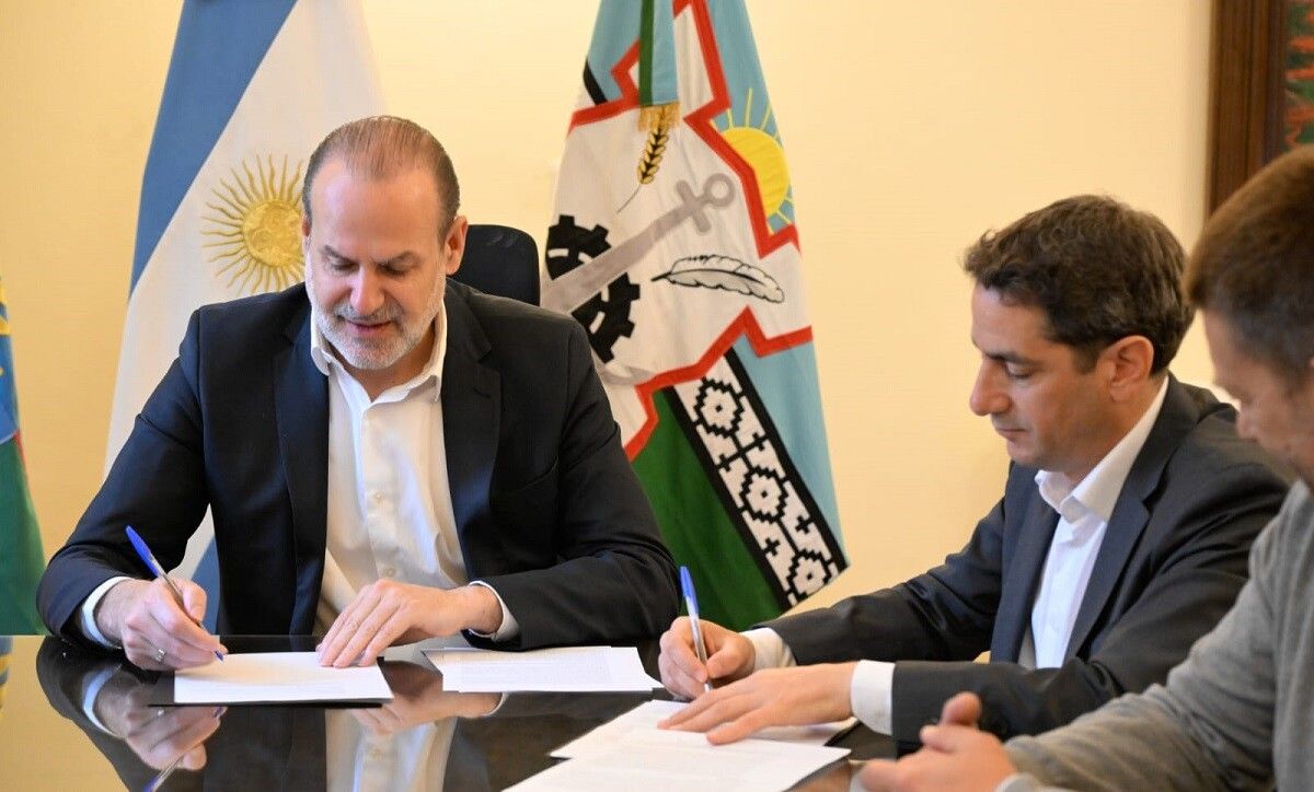 Profertil y Bahía Blanca firman acuerdo para expansión industrial