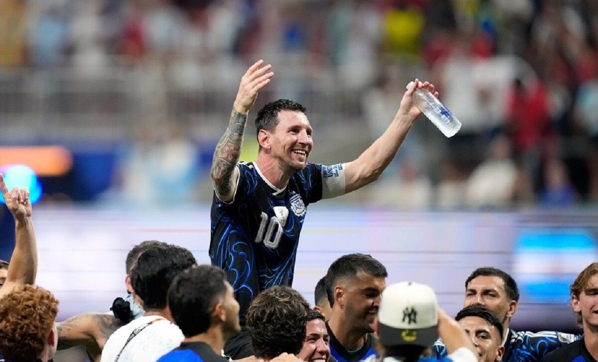 Scaloni convoca a Messi y nuevos talentos para amistosos